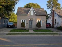 9 JESSIE STREET Brampton Ontario, L6Y 1L3