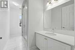 132 SETTLERS ROAD E | Oakville Ontario | Slide Image Fifteen