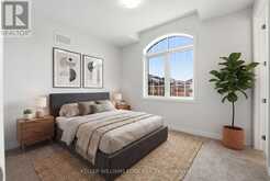 132 SETTLERS ROAD E | Oakville Ontario | Slide Image Seventeen