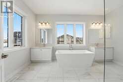 132 SETTLERS ROAD E | Oakville Ontario | Slide Image Twenty
