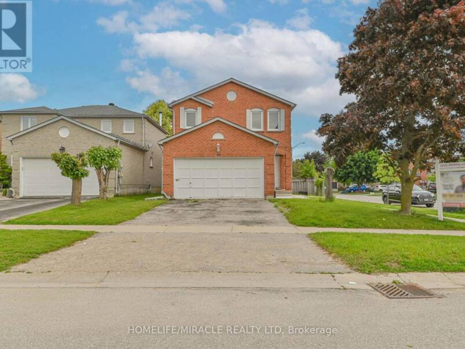 40 BLAIR CRESCENT, Barrie, Ontario L4M 5Y6