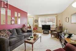 424 EAST 42ND STREET | Hamilton Ontario | Slide Image Seven
