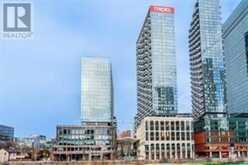 914 - 480 FRONT STREET W | Toronto Ontario | Slide Image One