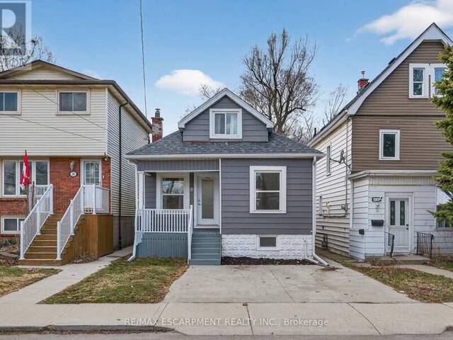 8 EAST 23RD STREET Hamilton Ontario, L8V 2W6 - 2 Bedrooms Home For Sale