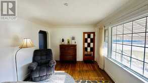 486 MATTHEW BRADY AVENUE | Windsor Ontario | Slide Image Sixteen