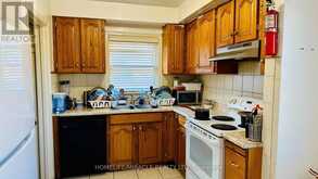 486 MATTHEW BRADY AVENUE | Windsor Ontario | Slide Image Nineteen