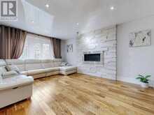963 NORTHERN PROSPECT CRESCENT | Newmarket Ontario | Slide Image Seventeen