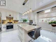 963 NORTHERN PROSPECT CRESCENT | Newmarket Ontario | Slide Image Nine