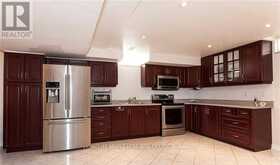 694 GYPSY FLY CRESCENT | Mississauga Ontario | Slide Image Ten