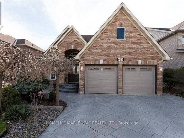 694 GYPSY FLY CRESCENT Mississauga Ontario, L5W 1H5 - 4 Bedrooms Home For Sale