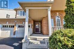 11 BONAVISTA DRIVE | Brampton Ontario | Slide Image Three