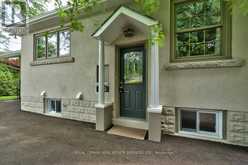 3423 LAKESHORE ROAD | Burlington Ontario | Slide Image Nine