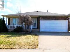 3 COLLEGE PARK DRIVE Welland Ontario, L3C 6Z6