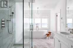 3 ENNISCLARE DRIVE | Oakville Ontario | Slide Image Eighteen