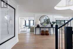 3 ENNISCLARE DRIVE | Oakville Ontario | Slide Image Three