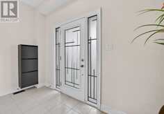29 MEMORIAL COURT | Bradford West Gwillimbury Ontario | Slide Image Seven