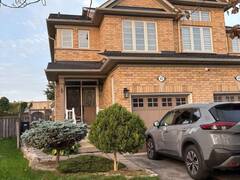 42 RUBYSILVER DRIVE Brampton Ontario, L6P 1P9