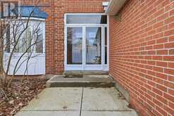 3192 COLEBROOK COURT | Mississauga Ontario | Slide Image Three