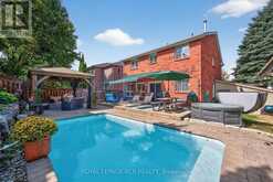 165 BONNY MEADOWS DRIVE | Aurora Ontario | Slide Image Thirty-two