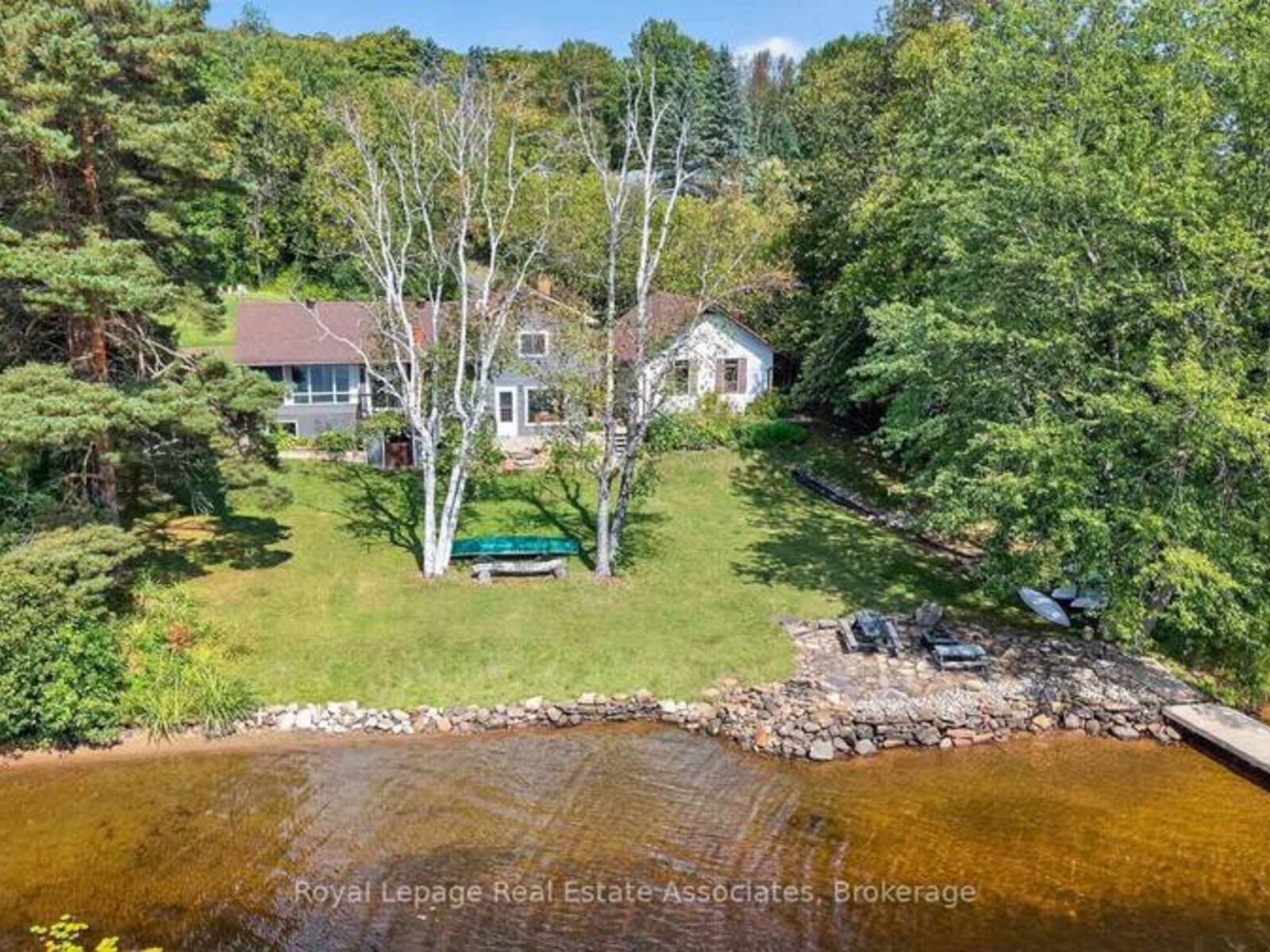 389 FALCON ROAD, Huntsville, Ontario P1H 1N3