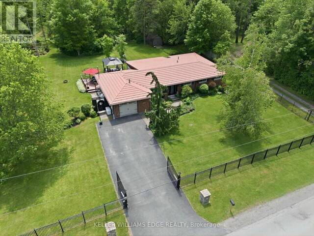 484 11TH CONCESSION ROAD E Hamilton Ontario, L8B 1J1 - 3 Bedrooms Home For Sale