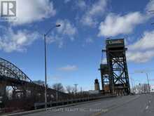480 BEACH BOULEVARD | Hamilton Ontario | Slide Image Nine