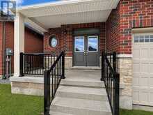 70 WAKEFIELD BOULEVARD | Angus Ontario | Slide Image Two