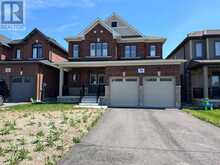 70 WAKEFIELD BOULEVARD | Angus Ontario | Slide Image One