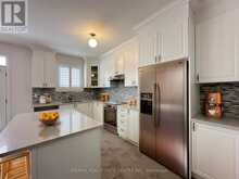 70 WAKEFIELD BOULEVARD | Angus Ontario | Slide Image Nine