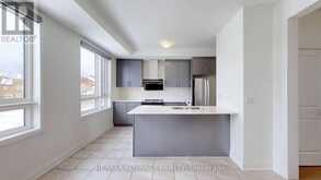 4 CAROLE BELL WAY | Markham Ontario | Slide Image Seven