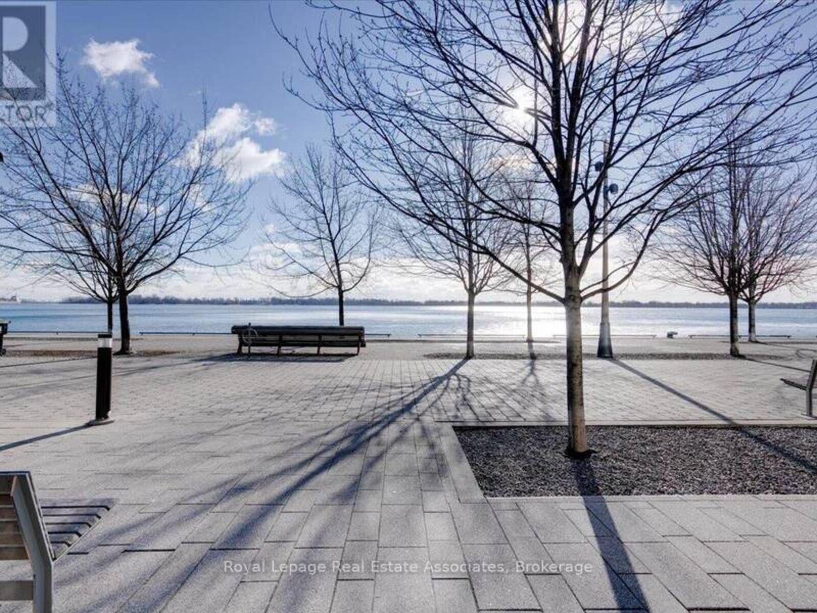 323 - 29 QUEENS QUAY E, Toronto, Ontario M5E 0A4