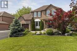 31 BLOOMFIELD TRAIL | Richmond Hill Ontario | Slide Image Two