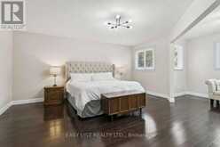 31 BLOOMFIELD TRAIL | Richmond Hill Ontario | Slide Image Thirty-three