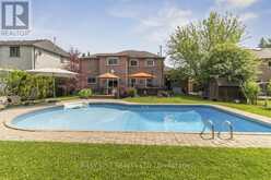 31 BLOOMFIELD TRAIL | Richmond Hill Ontario | Slide Image Forty-eight