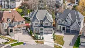 19 PETROLIA COURT | Richmond Hill Ontario | Slide Image Fifty