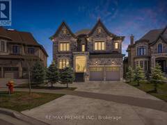 19 PETROLIA COURT Richmond Hill Ontario, L4C 0C2