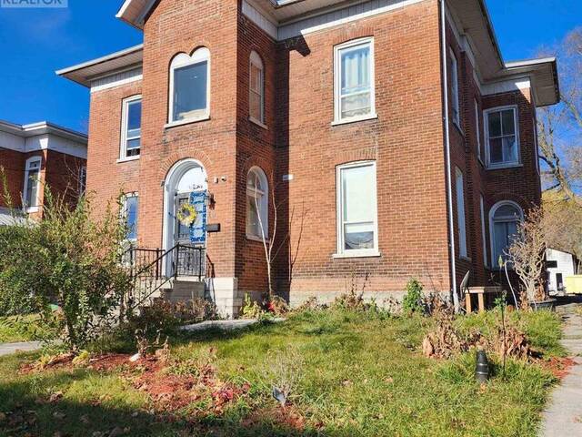 19 BRIDGE STREET W Greater Napanee Ontario, K7R 2C2 - Multi-family Home For Sale