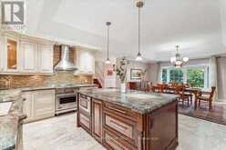 21940 MCCOWAN ROAD | East Gwillimbury Ontario | Slide Image Eight