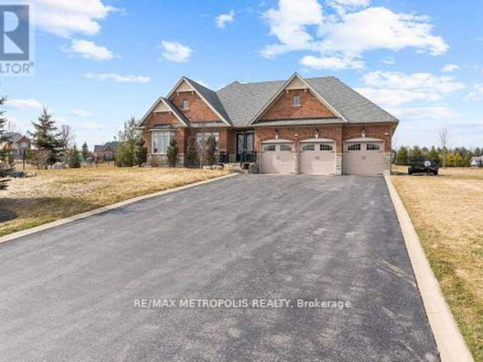 8 NATURE'S LANDING DRIVE, East Garafraxa, Ontario L9W 6T8