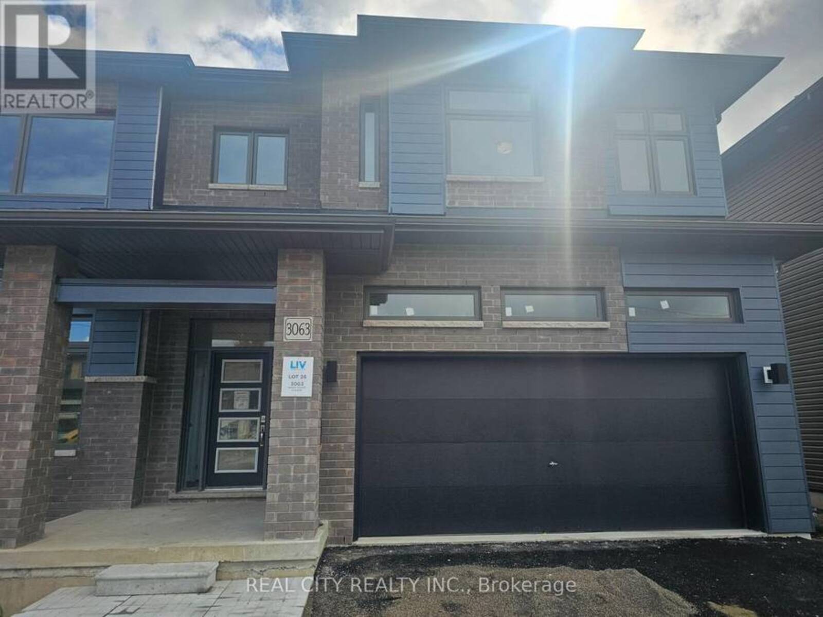 3063 SANDY ACRES AVENUE, Orillia, Ontario L3V 6H3