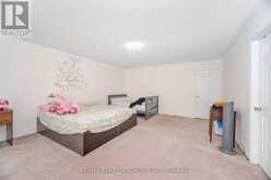 23 PERSONNA CIRCLE | Brampton Ontario | Slide Image Thirteen