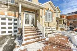 41 MADRONNA GARDENS | Brampton Ontario | Slide Image Four