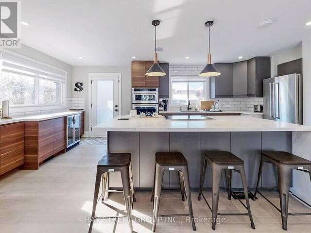 646 SIMCOE ROAD Bradford West Gwillimbury Ontario, L3Z 4A9 - 3 Bedrooms Home For Sale