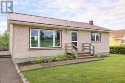 6 MACDONALD AVENUE | Terrace Bay Ontario | Slide Image One