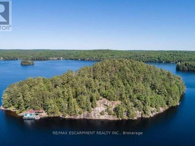 0 CROWN ISLAND ISLAND Huntsville Ontario, P0B 1L0 - Waterfront Home For sale