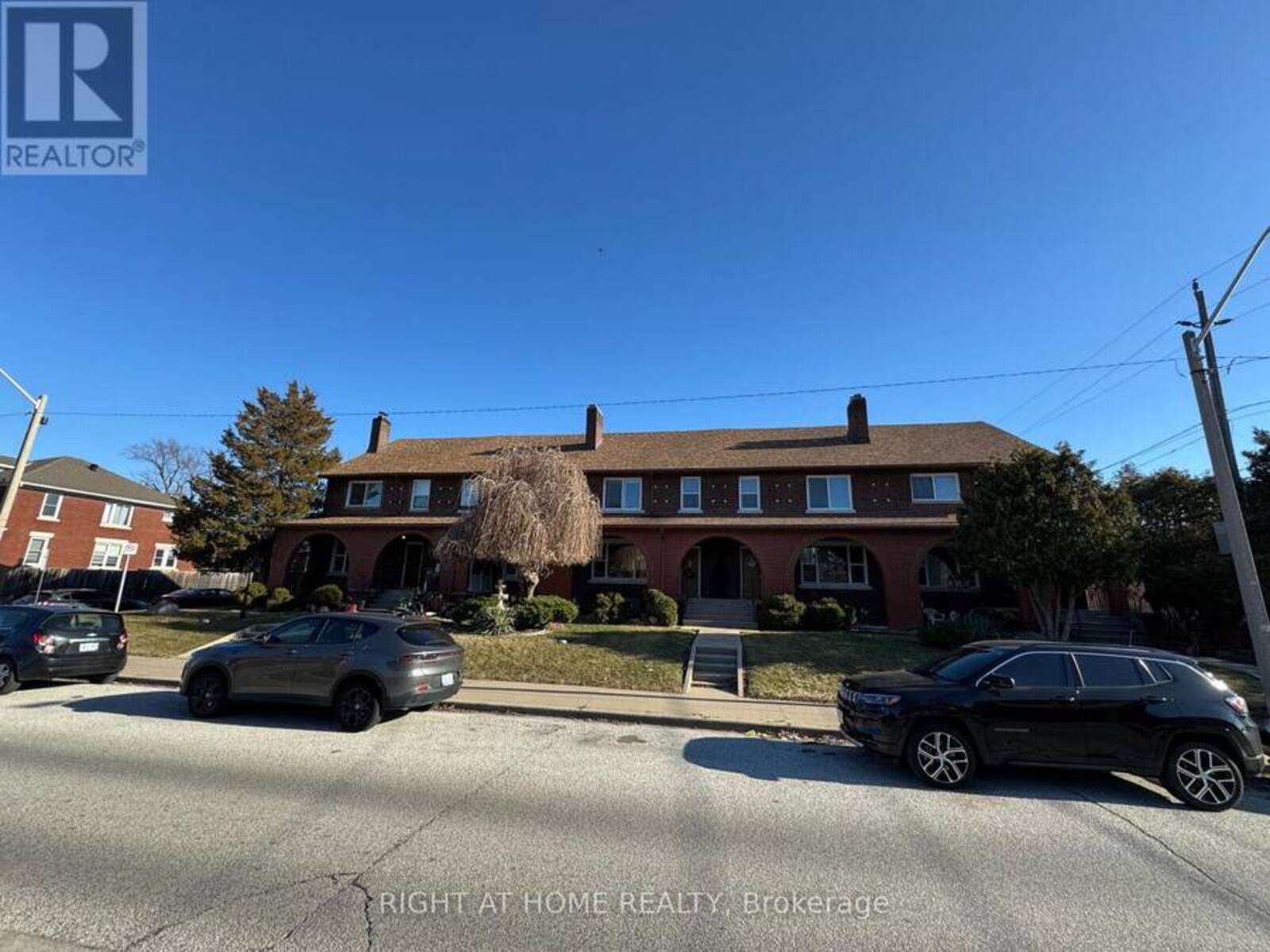 655-91 GILES BOULEVARD, Windsor, Ontario N9A 4E3
