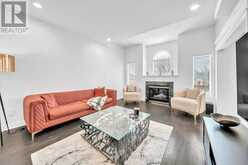 406 HEWITT CIRCLE | Newmarket Ontario | Slide Image Ten