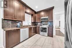 406 HEWITT CIRCLE | Newmarket Ontario | Slide Image Seventeen