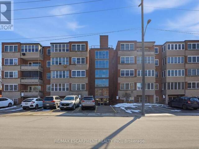 106 - 9 GRANT BOULEVARD Dundas Ontario, L9H 4L5 - 1 Bedroom Home For Sale