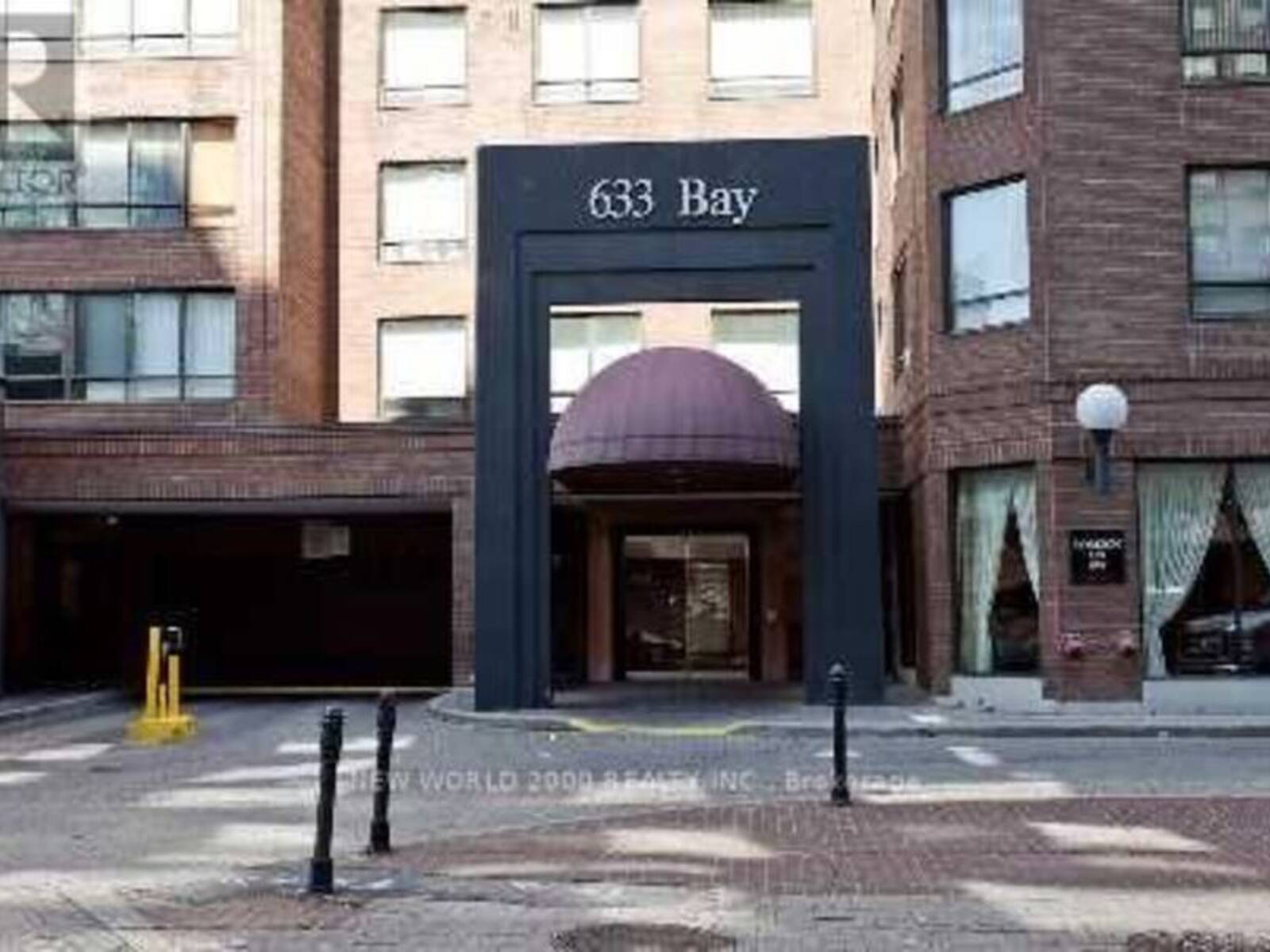 PH09 - 633 BAY STREET, Toronto, Ontario M5G 2G4